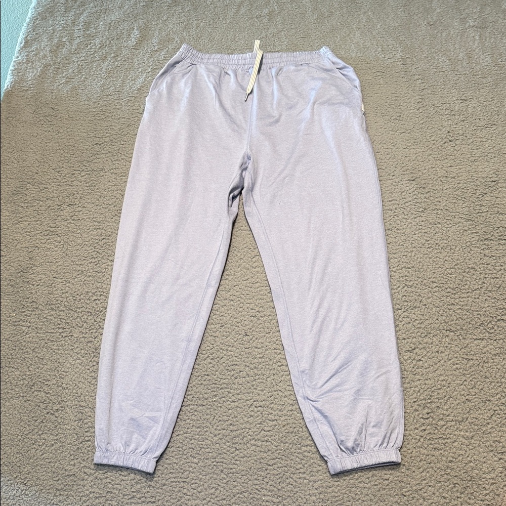 Vuori Women's Boyfriend Jogger Size M